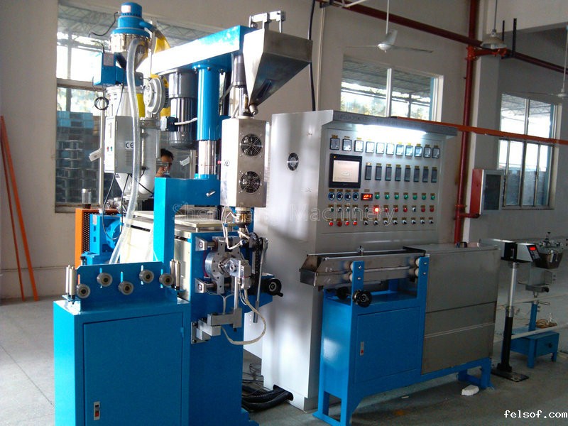 50+35型芯线押出机