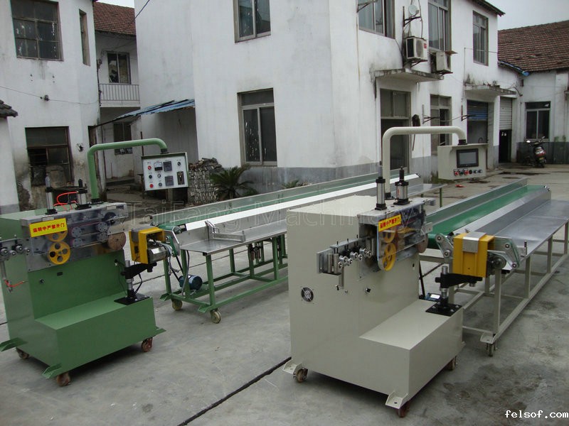 全自动高速裁断机操作视频讲解大全，提升生产效率的必备指南